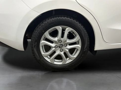 Used 2016 Scion iA FWD image 27
