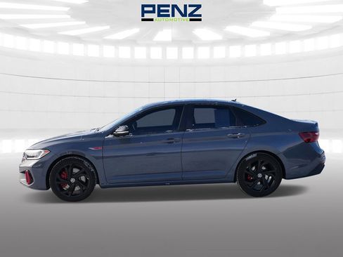 Used 2024 Volkswagen Jetta GLI Autobahn FWD image 4