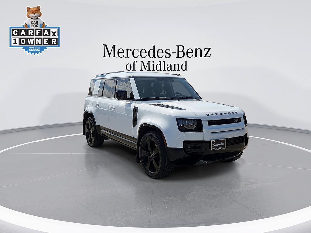 Used 2024 Land Rover Defender 110 X-Dynamic SE AWD/4WD image 2