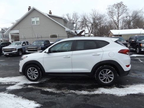 Used 2016 Hyundai Tucson SE w/ Option Group 02 image 10