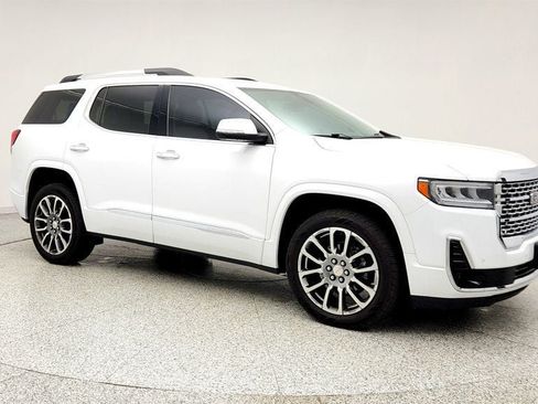 Used 2023 GMC Acadia Denali AWD/4WD image 3