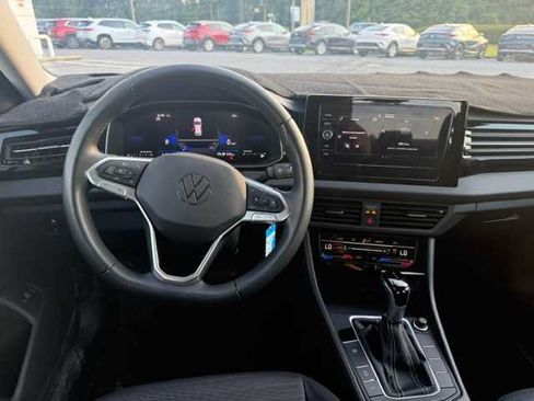 Used 2025 Volkswagen Jetta S FWD image 15