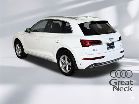 Used 2023 Audi Q5 2.0T Premium w/ Convenience Package image 7