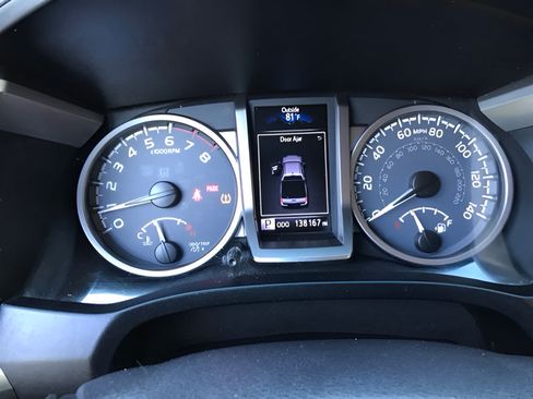 Used 2016 Toyota Tacoma SR5 w/ SR5 Appearance Package (SN) AWD/4WD image 20