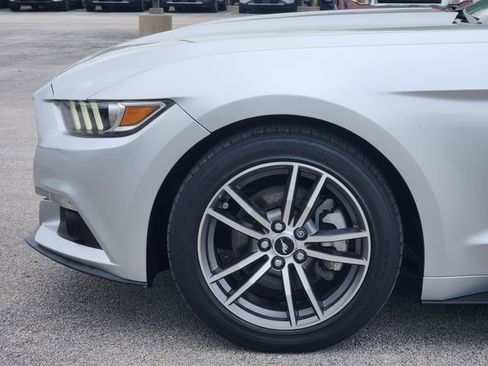Used 2017 Ford Mustang Premium RWD image 5