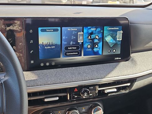 New 2026 Nissan Kicks S image 16