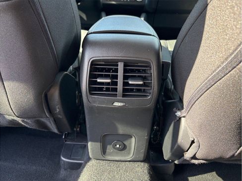 Used 2024 Ford Escape Active image 36