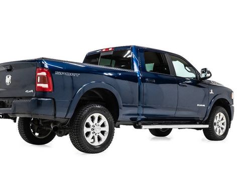 Used 2020 RAM 2500 Laramie AWD/4WD image 3