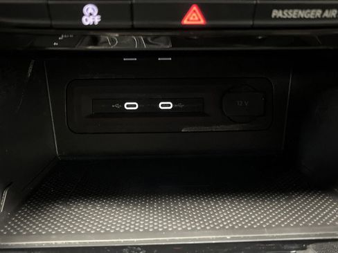 Used 2022 Volkswagen Atlas SE w/ Black Wheel Package image 23