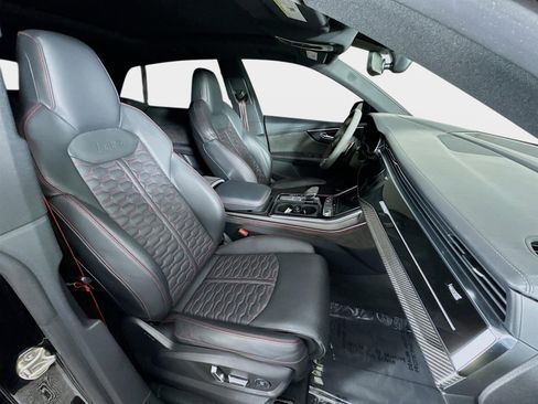 Used 2021 Audi RS Q8 image 31