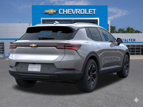 New 2026 Chevrolet Equinox EV LT image 5