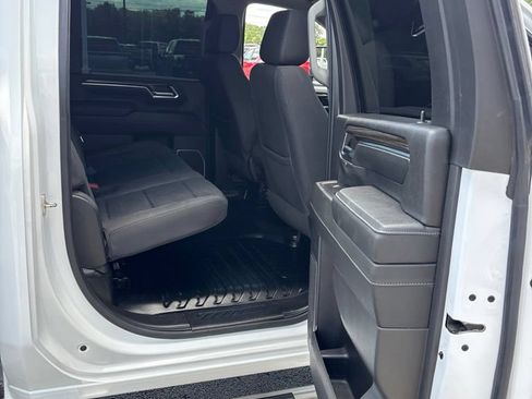 Used 2024 Chevrolet Silverado 2500 LT w/ Convenience Package AWD/4WD image 15