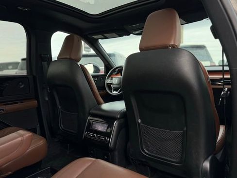 Used 2023 Lincoln Aviator Reserve w/ Jet Package image 22