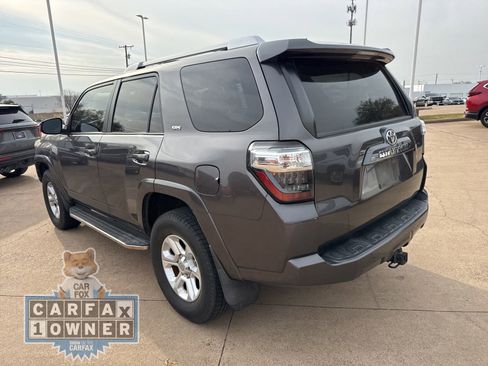 Used 2015 Toyota 4Runner SR5 image 5