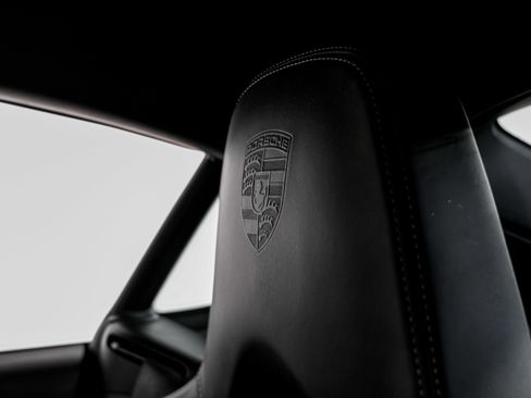 Used 2011 Porsche Cayman S image 18