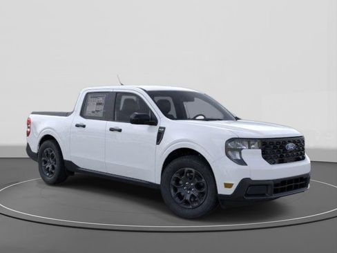 New 2026 Ford Maverick XLT w/ XLT Luxury Package AWD/4WD image 7