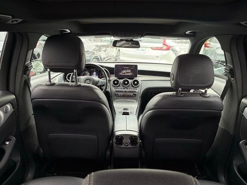 Used 2019 Mercedes-Benz GLC 300 4MATIC image 14