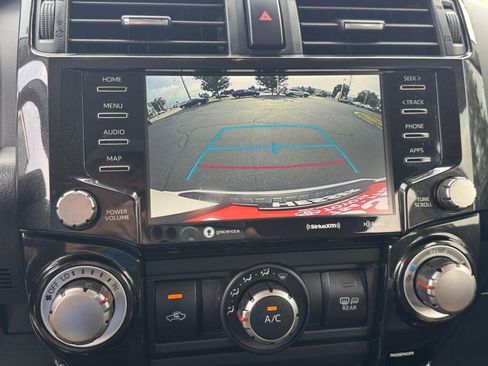 Certified 2020 Toyota 4Runner TRD Off-Road Premium w/ Moonroof Package AWD/4WD image 18