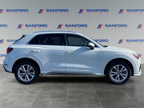 Used 2021 Audi Q3 2.0T Premium w/ Convenience Package image 6