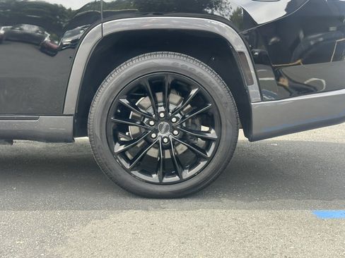 Used 2022 Jeep Wagoneer Series III w/ Premium Group I image 13