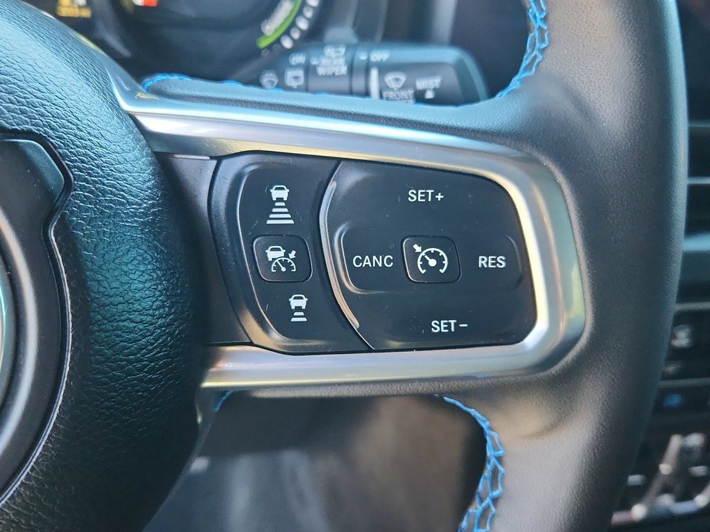 Used 2024 Jeep Wrangler High Altitude AWD/4WD image 23