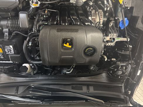 Used 2023 Kia Forte LXS w/ LXS Technology Package image 14