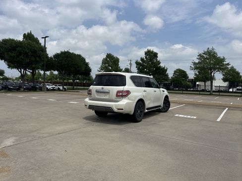 Used 2019 Nissan Armada Platinum AWD/4WD image 2