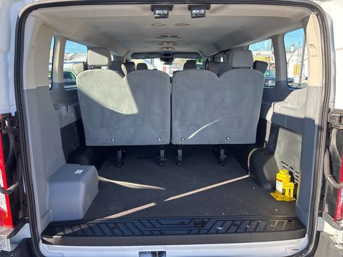 Used 2017 Ford Transit 350 XLT image 24
