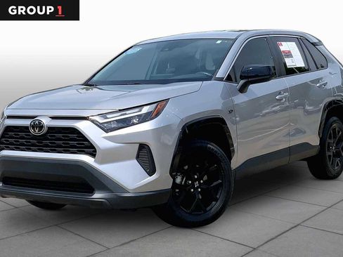 Used 2024 Toyota RAV4 LE FWD image 1