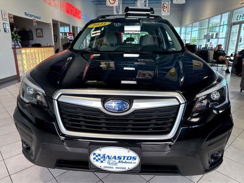 Used 2021 Subaru Forester AWD/4WD image 2