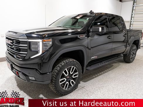 Used 2024 GMC Sierra 1500 AT4 w/ Technology Package AWD/4WD image 2
