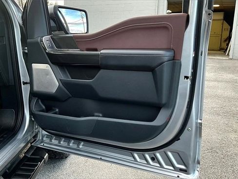 Used 2021 Ford F150 Lariat w/ Equipment Group 502A High image 19