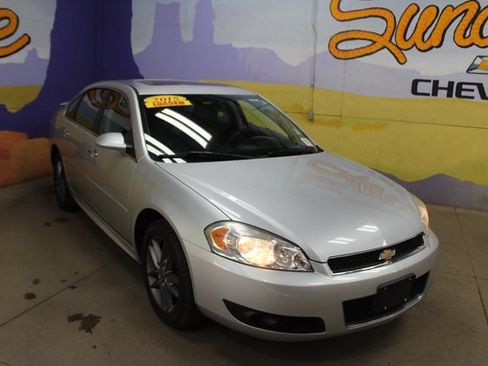 Used 2015 Chevrolet Impala LTZ FWD image 2
