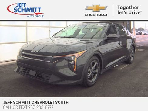 Used 2025 Kia K4 FWD image 1