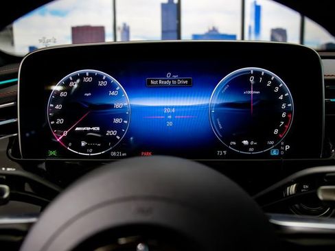 Used 2026 Mercedes-Benz E 53 AMG e 4MATIC Sedan image 18