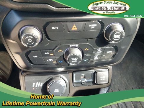 Used 2020 Jeep Renegade Altitude image 19