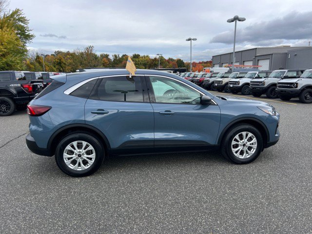 Used 2024 Ford Escape Active w/ Tech Pack #1 AWD/4WD image 6