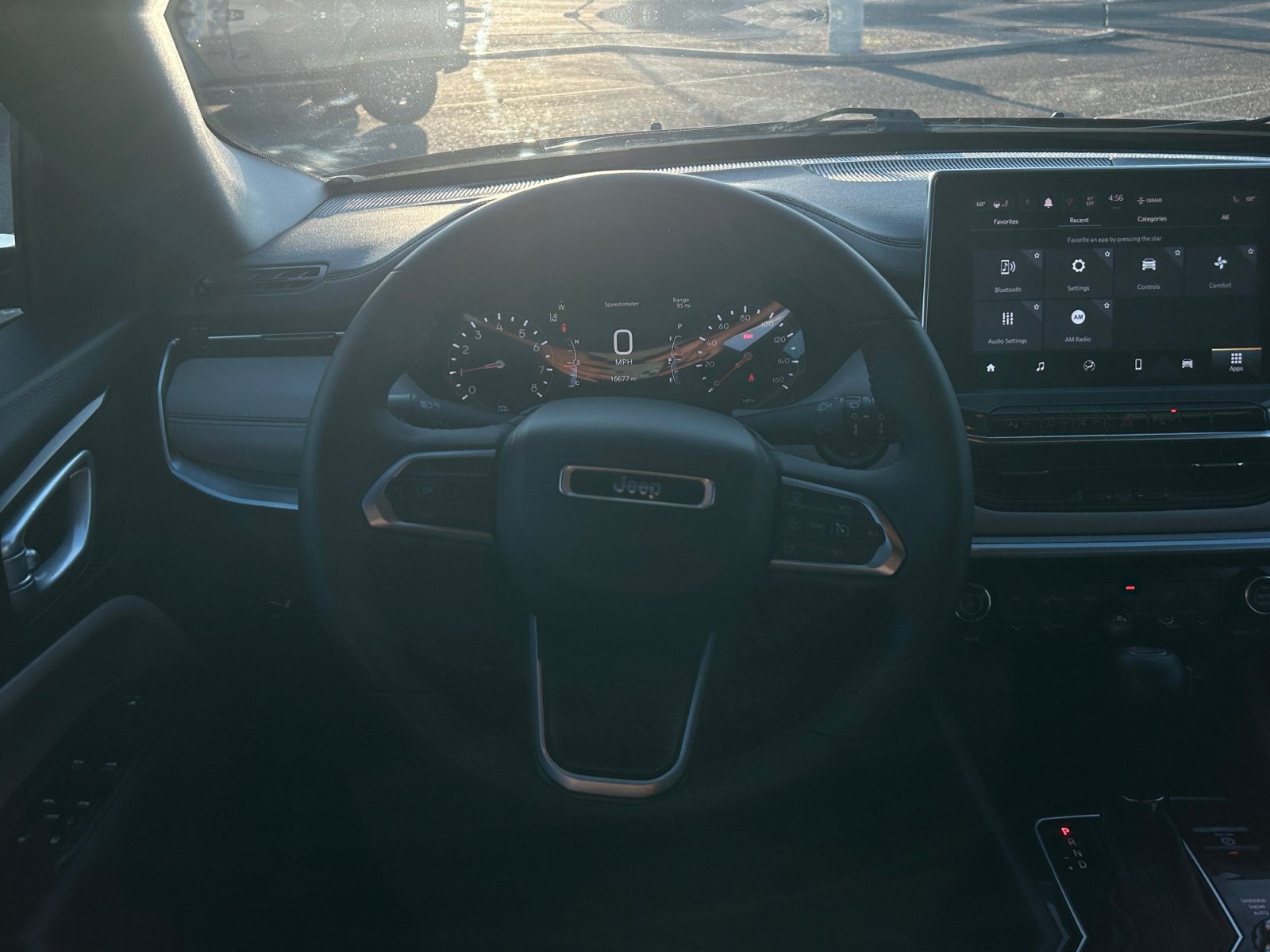 Used 2025 Jeep Compass Limited AWD/4WD image 9