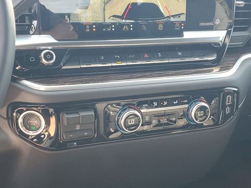 New 2026 GMC Sierra 2500 SLE w/ SLE Value Package; image 18