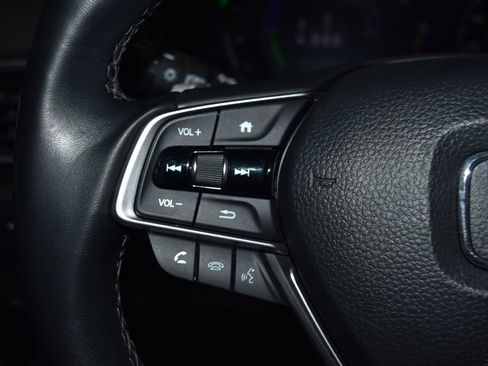 Used 2022 Honda Accord Touring image 10