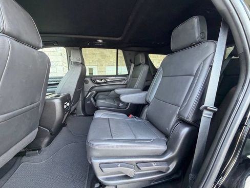 Used 2024 GMC Yukon Denali AWD/4WD image 18