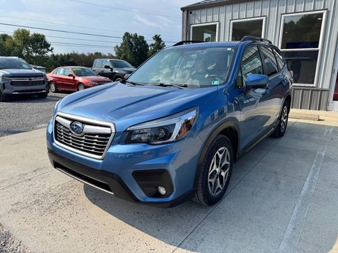 Used 2021 Subaru Forester Premium w/ Popular Package #1 AWD/4WD image 3
