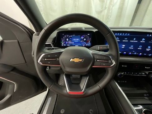Used 2025 Chevrolet Tahoe LT AWD/4WD image 11
