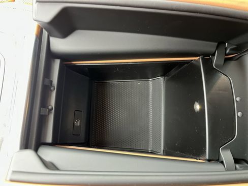 New 2026 BMW X7 xDrive40i w/ Premium Package image 21