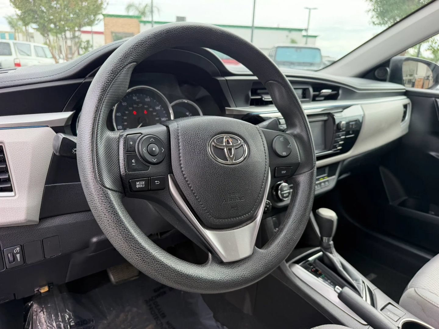 Used 2014 Toyota Corolla LE w/ Protection Package FWD image 11