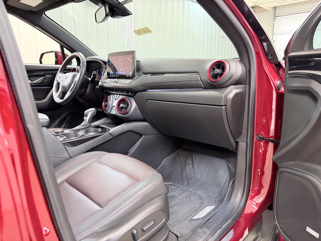 Used 2023 Chevrolet Blazer RS AWD/4WD image 37