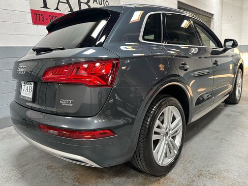 Used 2018 Audi Q5 2.0T Premium Plus w/ Premium Plus Package AWD/4WD image 3