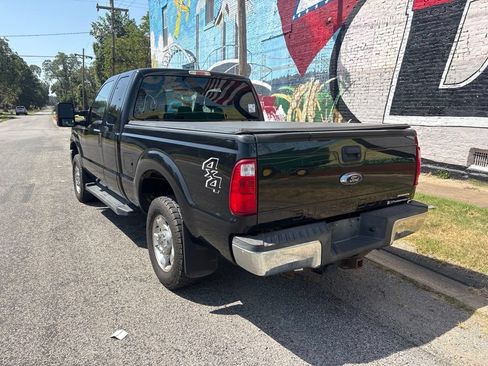 Used 2015 Ford F250 XLT w/ Camper Package AWD/4WD image 4