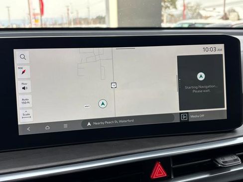 Used 2025 Kia Sorento SX image 30