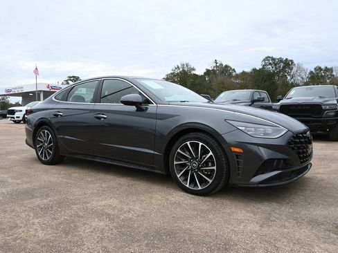 Used 2023 Hyundai Sonata Limited w/ Cargo Package image 5
